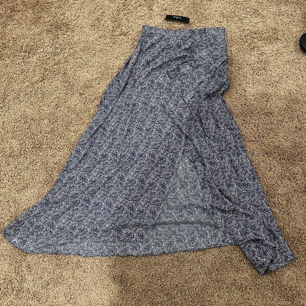 Brand new lulus maxi skirt
